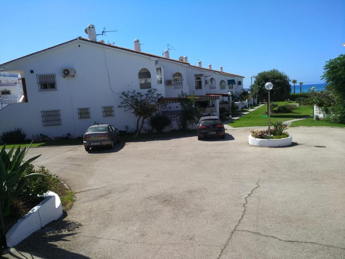 Bungalow Charo Torre de Benagalbon Bagian luar foto